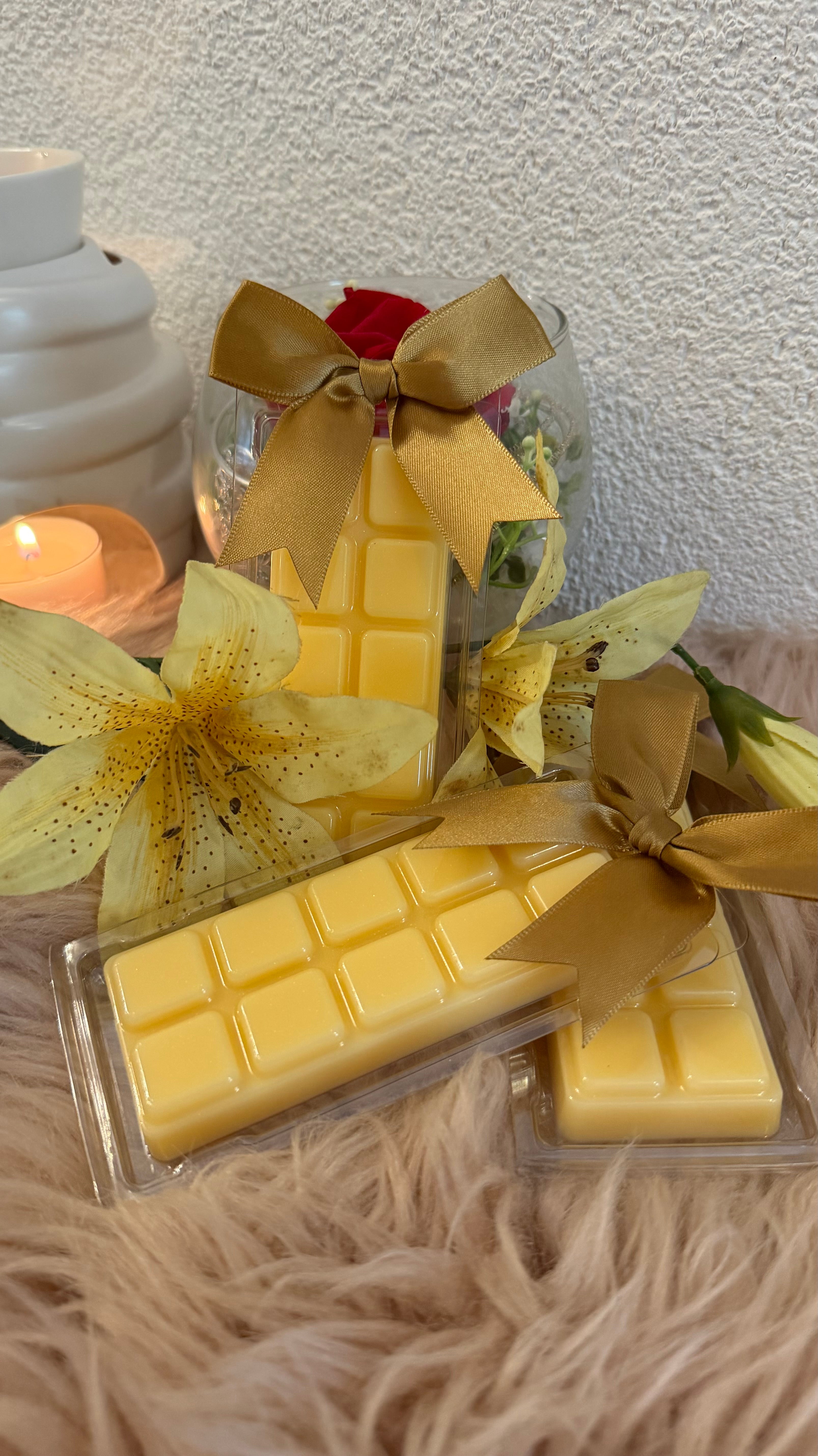 Velvet Rose and Oud Tafel